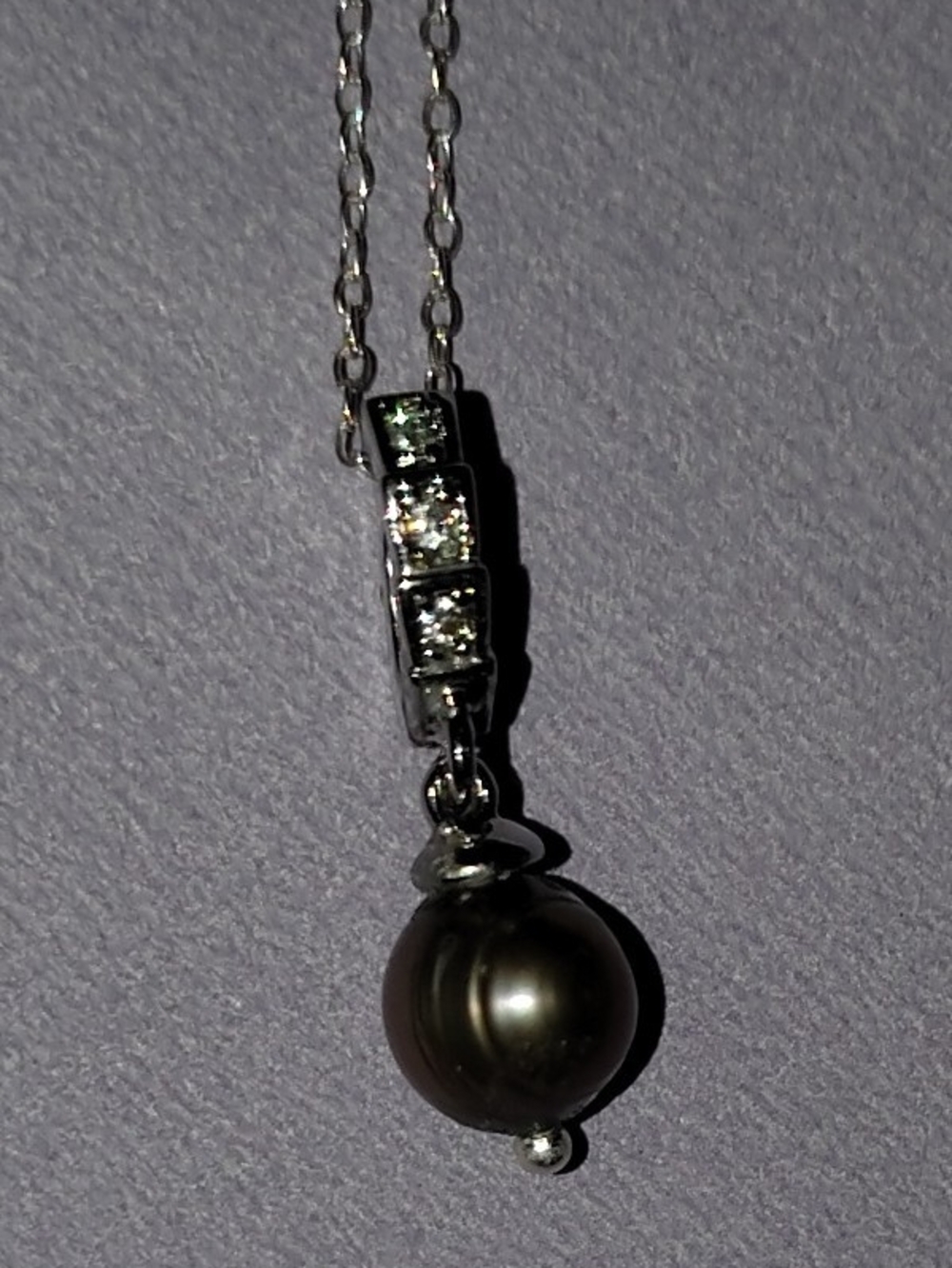 Pearl Black Pearl Pendant Necklace with Silver Chain and Crystal Accents